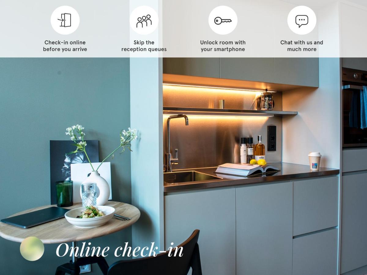 Deluxe Studio,1669905554:JPEG